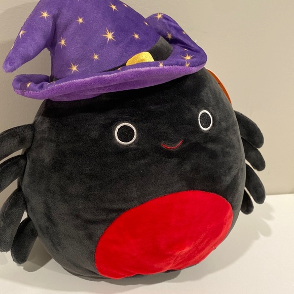 Squishmallow Bella the Spider with witch Hat 8” Halloween 2022 NWT - Picture 5 of 5